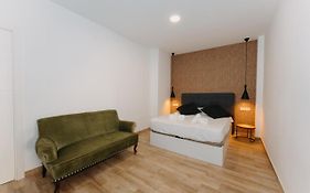 AT-city Málaga Apartamentos San Francisco